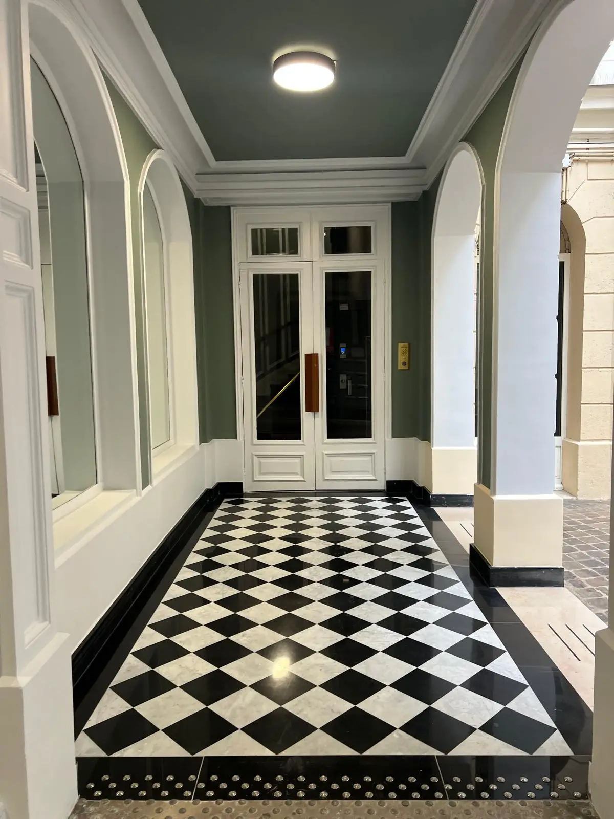 Hall & cage d'escalier en copropriété